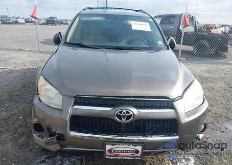 2011 Toyota Rav4 Limited z USA, uszkodzony, nr VIN 2T3DF4DV6BW086698